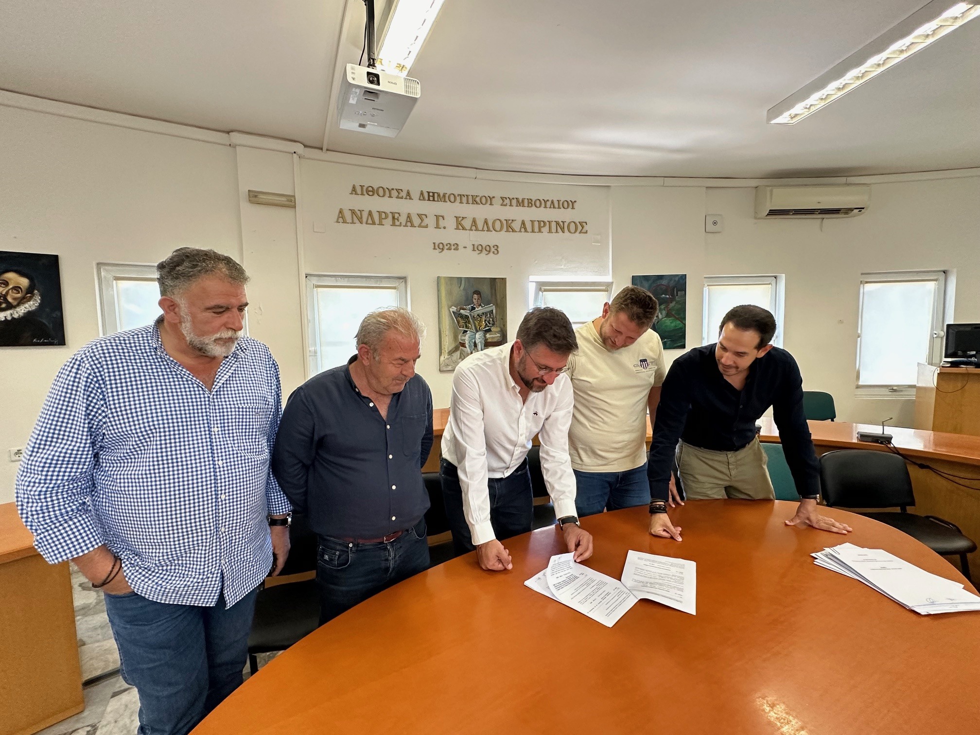 Ο Μεν. Μποκέας υπέγραψε τη σύμβαση για την αντικατάσταση των δικτύων ύδρευσης και αποχέτευσης της Δαμάστας