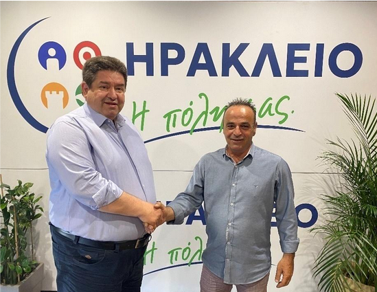 Νίκος Χατζηδάκης - Οδηγός ΤΑΞΙ