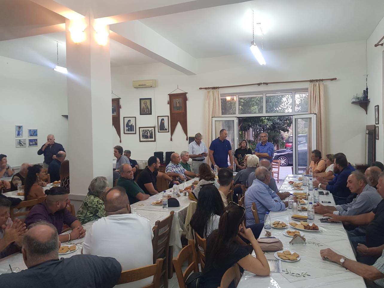 Σε χωριά της ΔΕ Κολυμβαρίου ο Γιάννης Μαλανδράκης