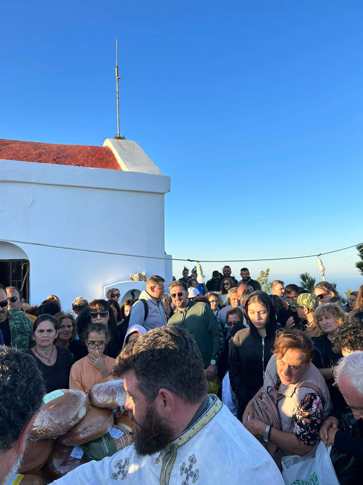 Στον εσπερινό του Τιμίου Σταυρού στο Στρούμπουλα ο Μενέλαος Μποκέας