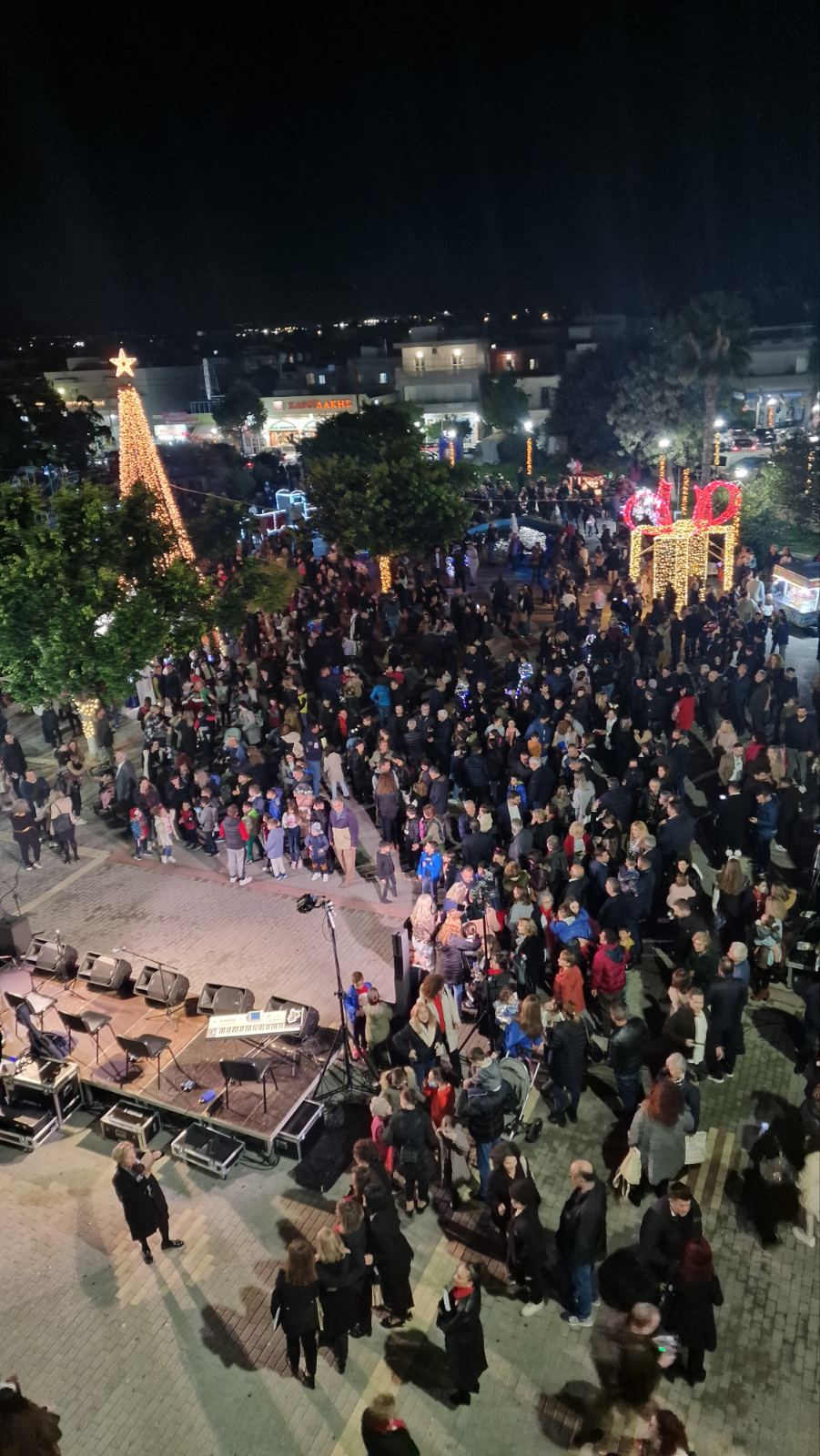 Αφιερωμένη στα παιδιά η εκδήλωση φωταγώγησης του Χριστουγεννιάτικου δέντρου στο Γάζι