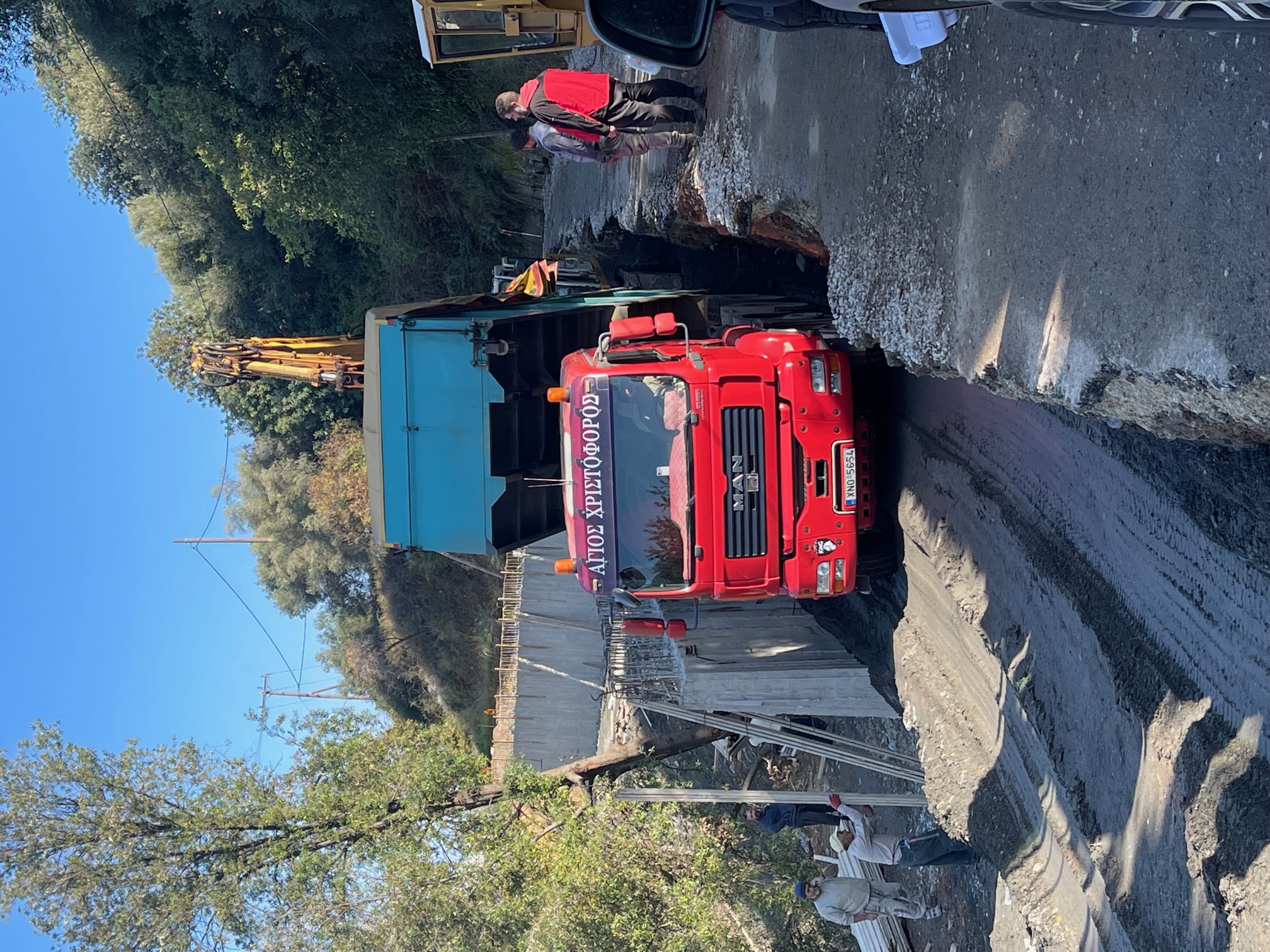 Συνεχίζονται τα έργα αποκατάστασης καταστροφών και στην Κοινότητα Ορθουνίου