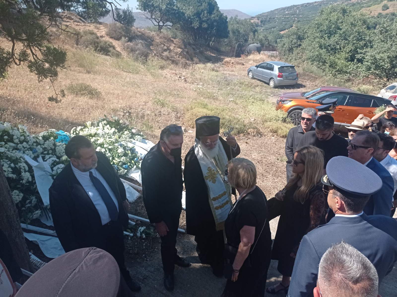 κηδεία-Αποστολάκη