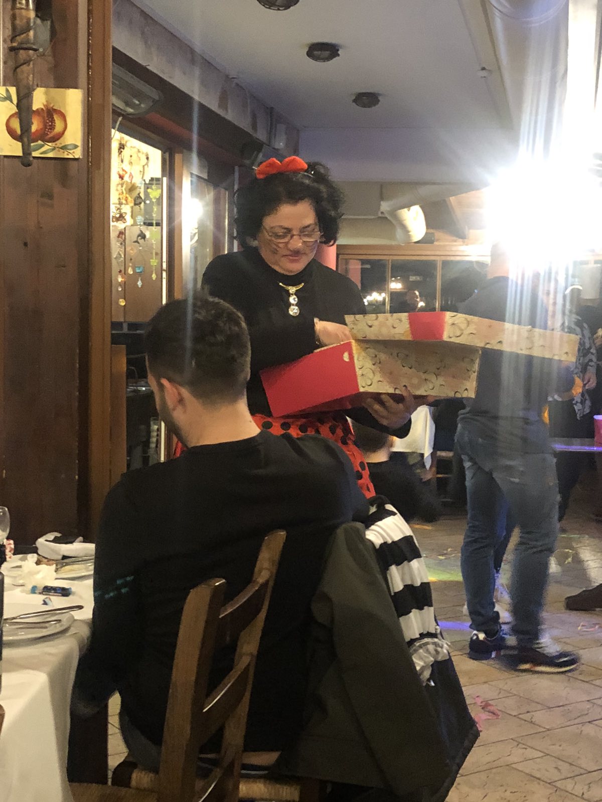 καθερης αποκριες