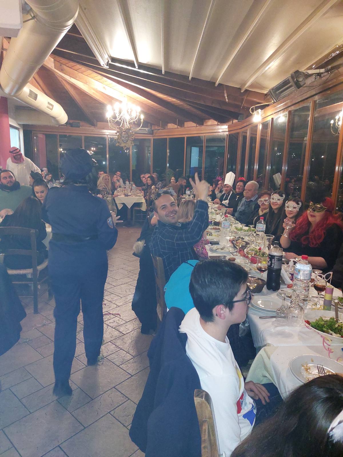 καθερης αποκριες