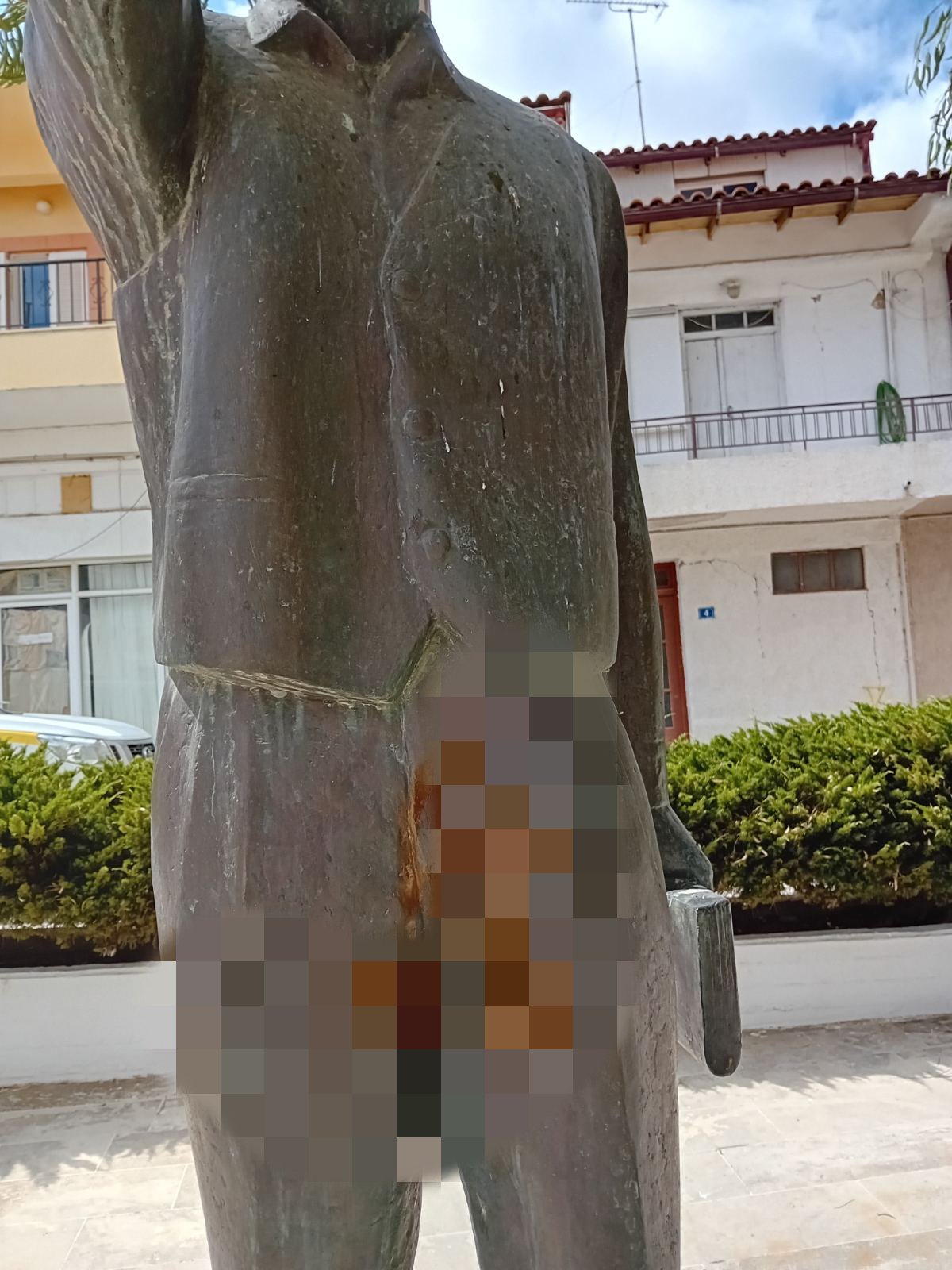 Βανδαλισμός Αδριάντας Αρκαλοχώρι