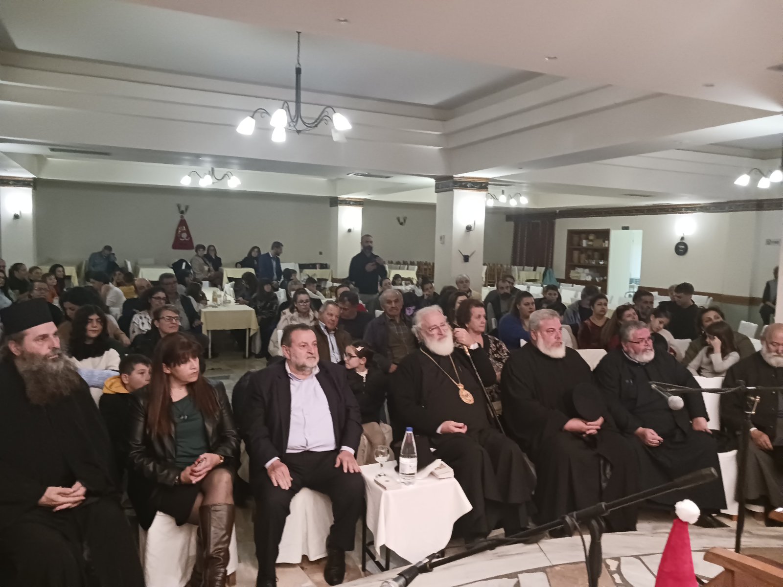 Με επιτυχία η Χριστουγεννιάτικη εκδήλωση της Ενορίας Καστελλίου Πεδιάδος