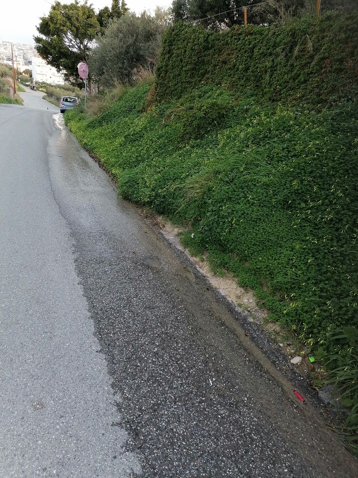 Έτρεχαν πάλι τα νερά