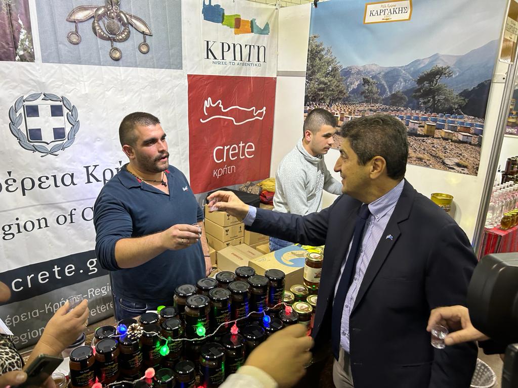 Στο 14ο Φεστιβάλ Μελιού ο ΥπΑΑΤ, Λευτέρης Αυγενάκης