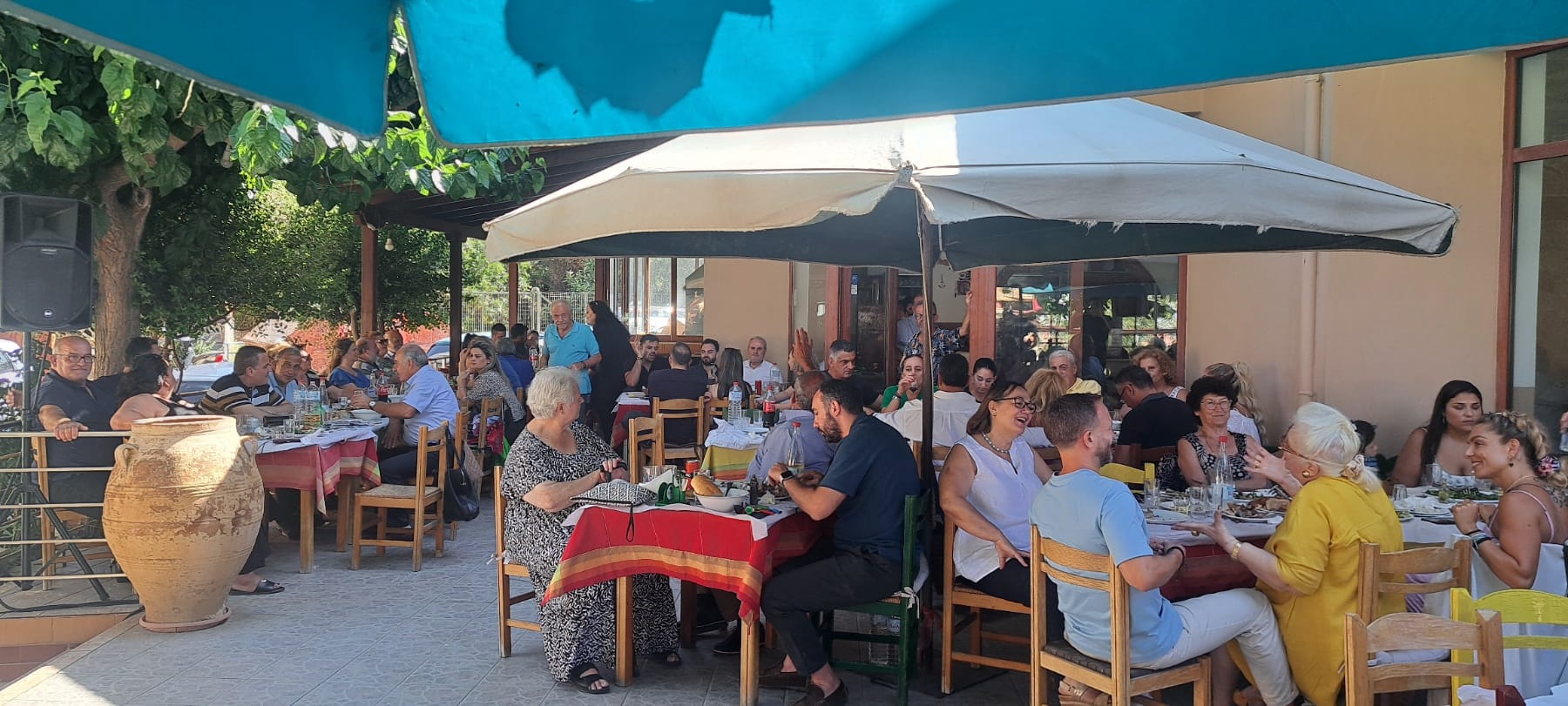 Ανδρεαδάκηδες