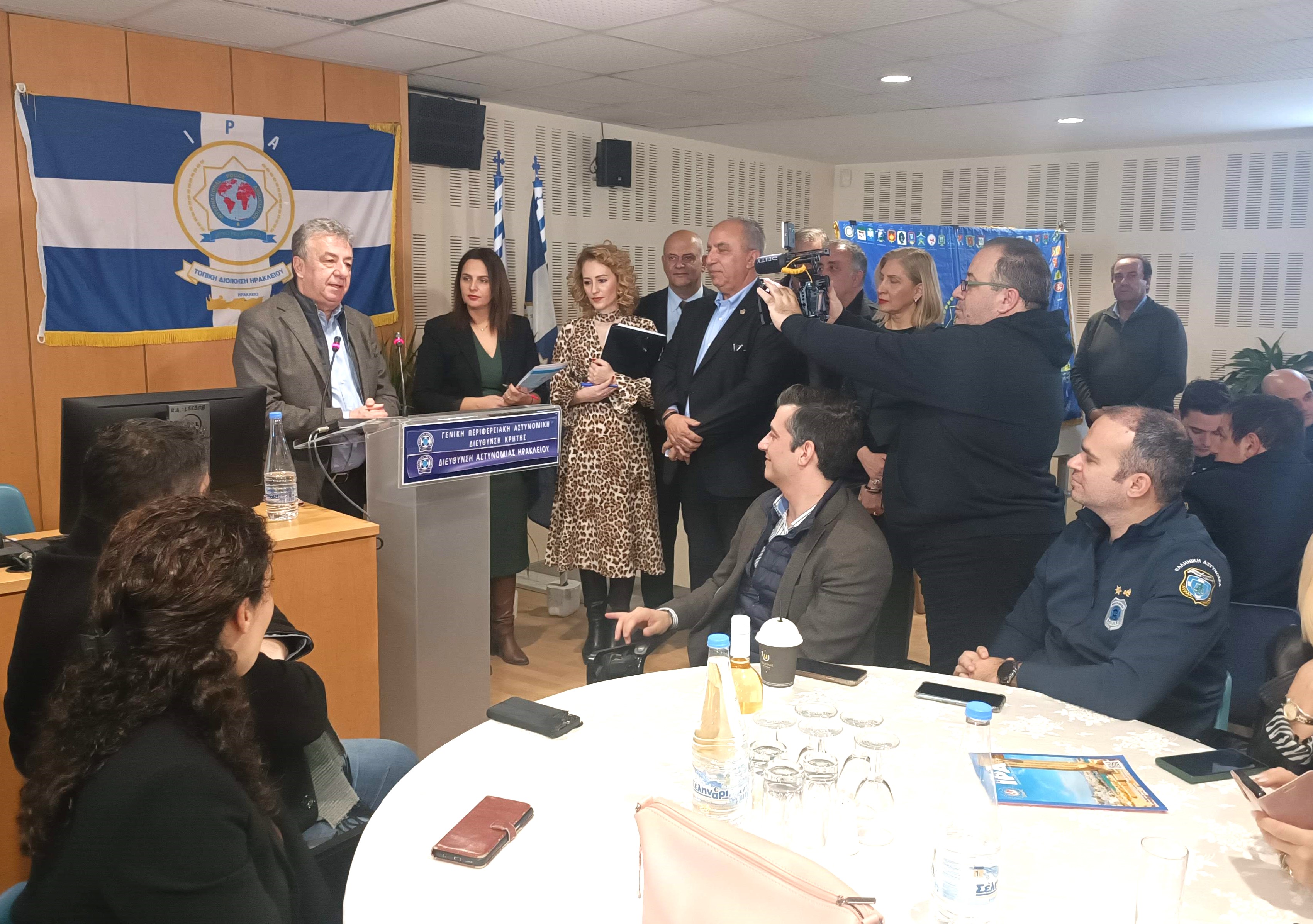 Επίτιμο μέλος της Διεθνούς Ένωσης Αστυνομικών-διοίκηση Ηρακλείου ο Περιφερειάρχης Κρήτης