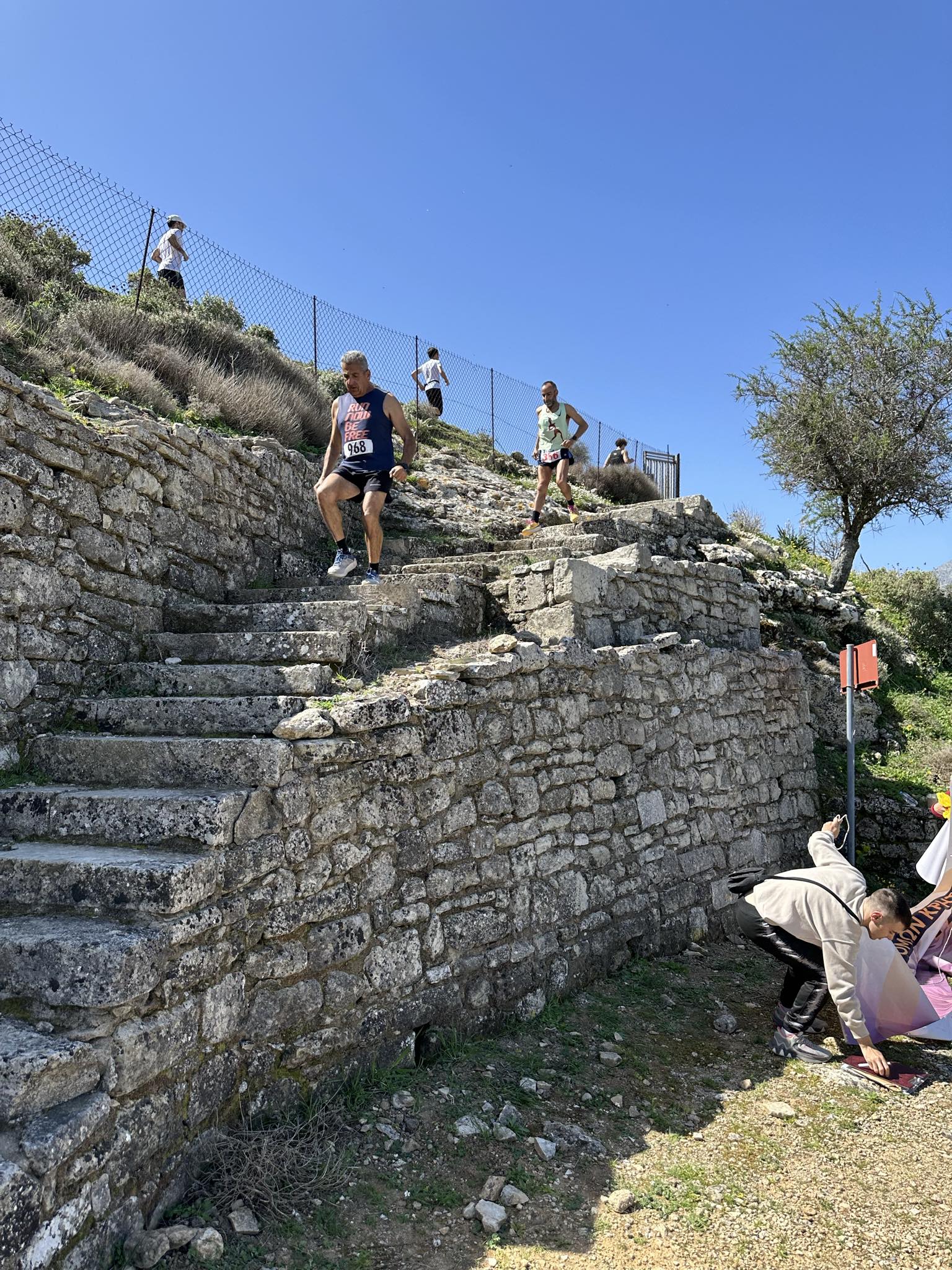 Με επιτυχία πραγματοποιήθηκε ο 1ος Απολλώνιος Φυσιολατρικός Αγώνας Δρόμου & Πεζοπορίας, 10,4 χλμ., Αρχαία Ριζηνία – Αξέντι