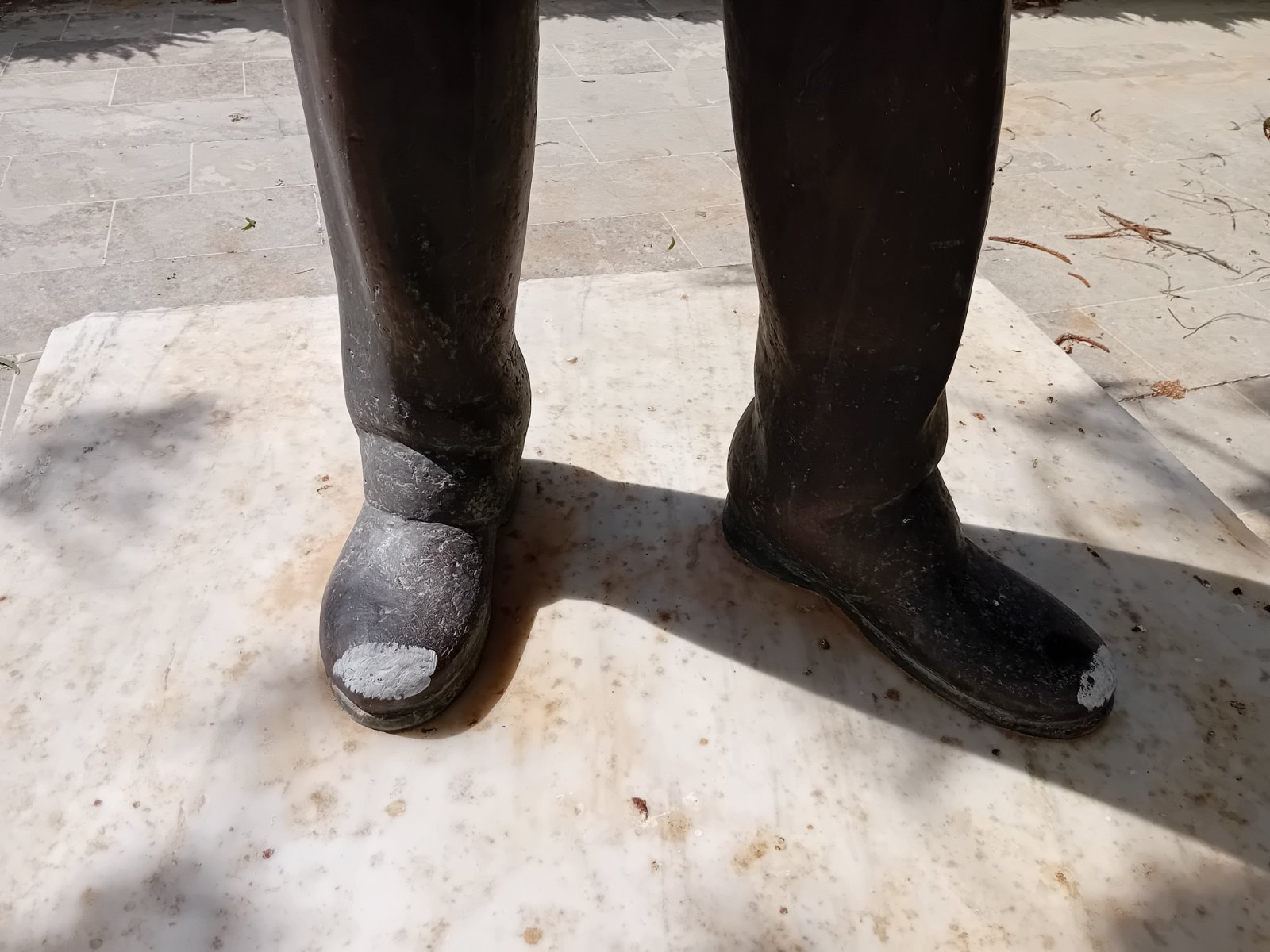 Βανδαλισμός Αδριάντας Αρκαλοχώρι