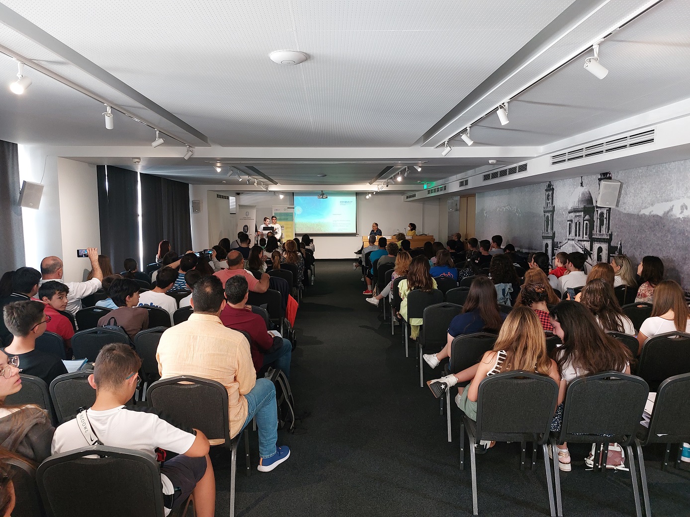 μαθητικό συνέδριο CONNECT σχολεία παιδιά Ηράκλειο