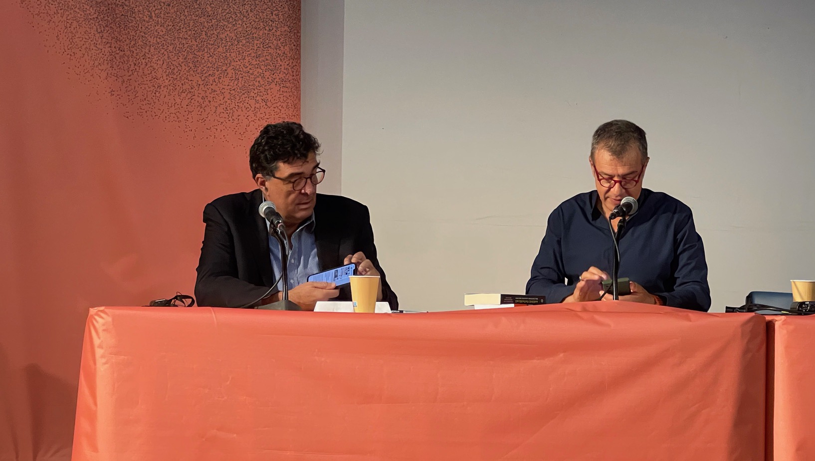 Ο Περιφερειάρχης Κρήτης στα εγκαίνια του 2ου φεστιβάλ βιβλίου Χανίων που διοργανώνεται από το Δήμο Χανίων και την Περιφέρεια Κρήτης