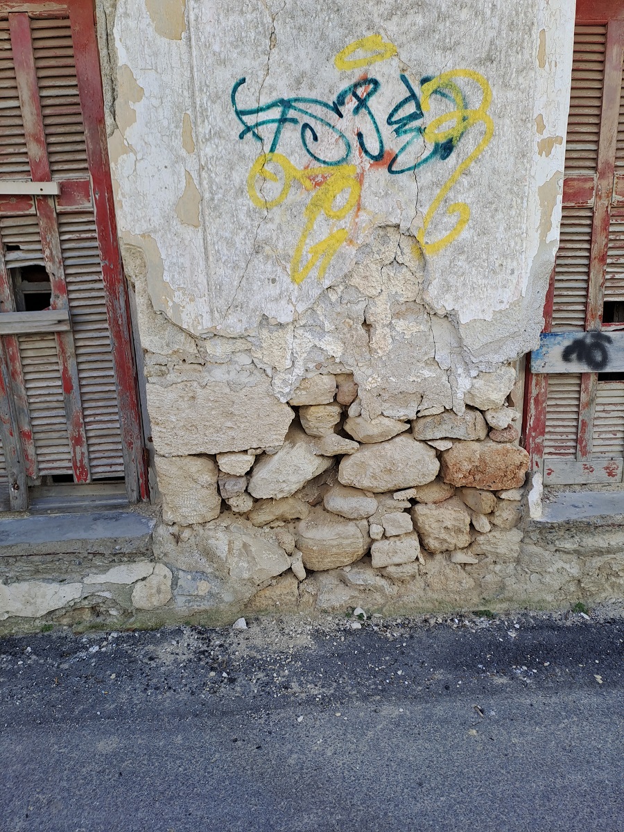 κτίριο Άγιος Ιωάννης Κνωσσού Ετοιμόρροπό Ηράκλειο