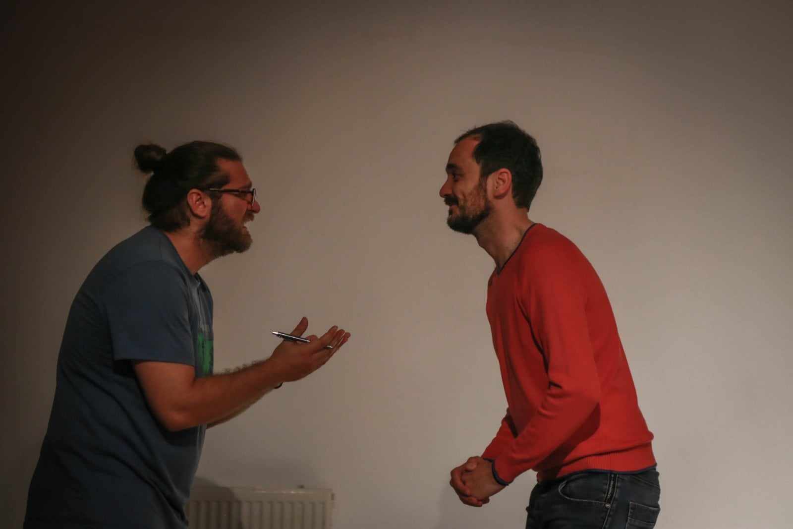 παρασταση θεατρική ομαδα δημοσιογραφων ηρακλειου