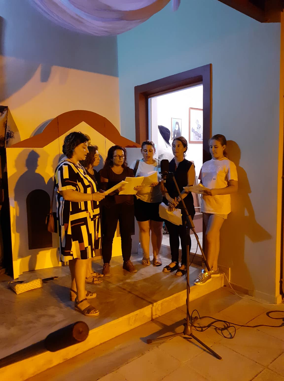 Αμπελουζος