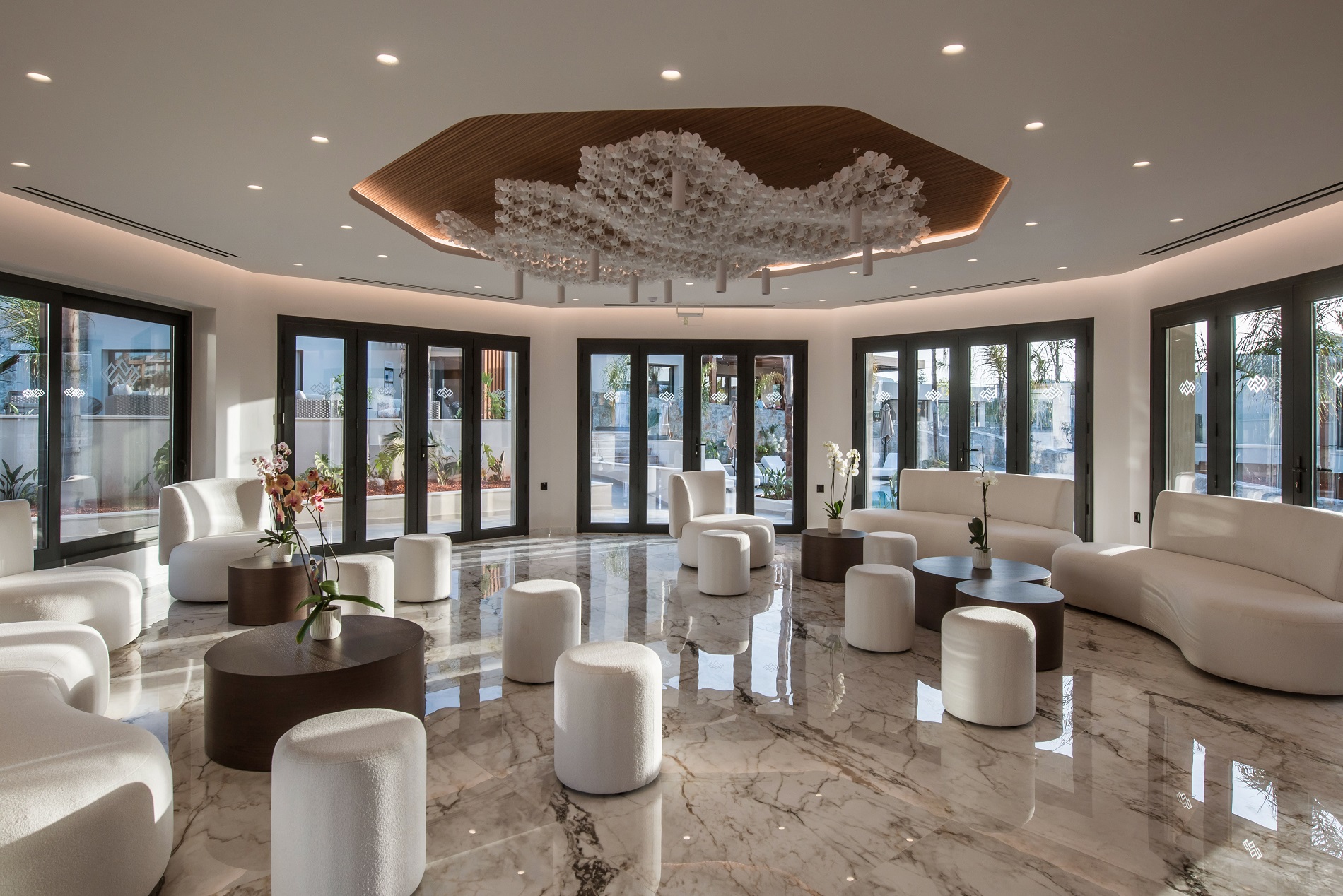 2_Noble Hotel Suites