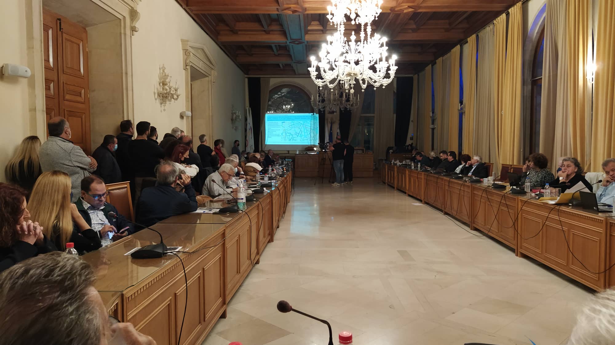 δημοτικό συμβούλιο