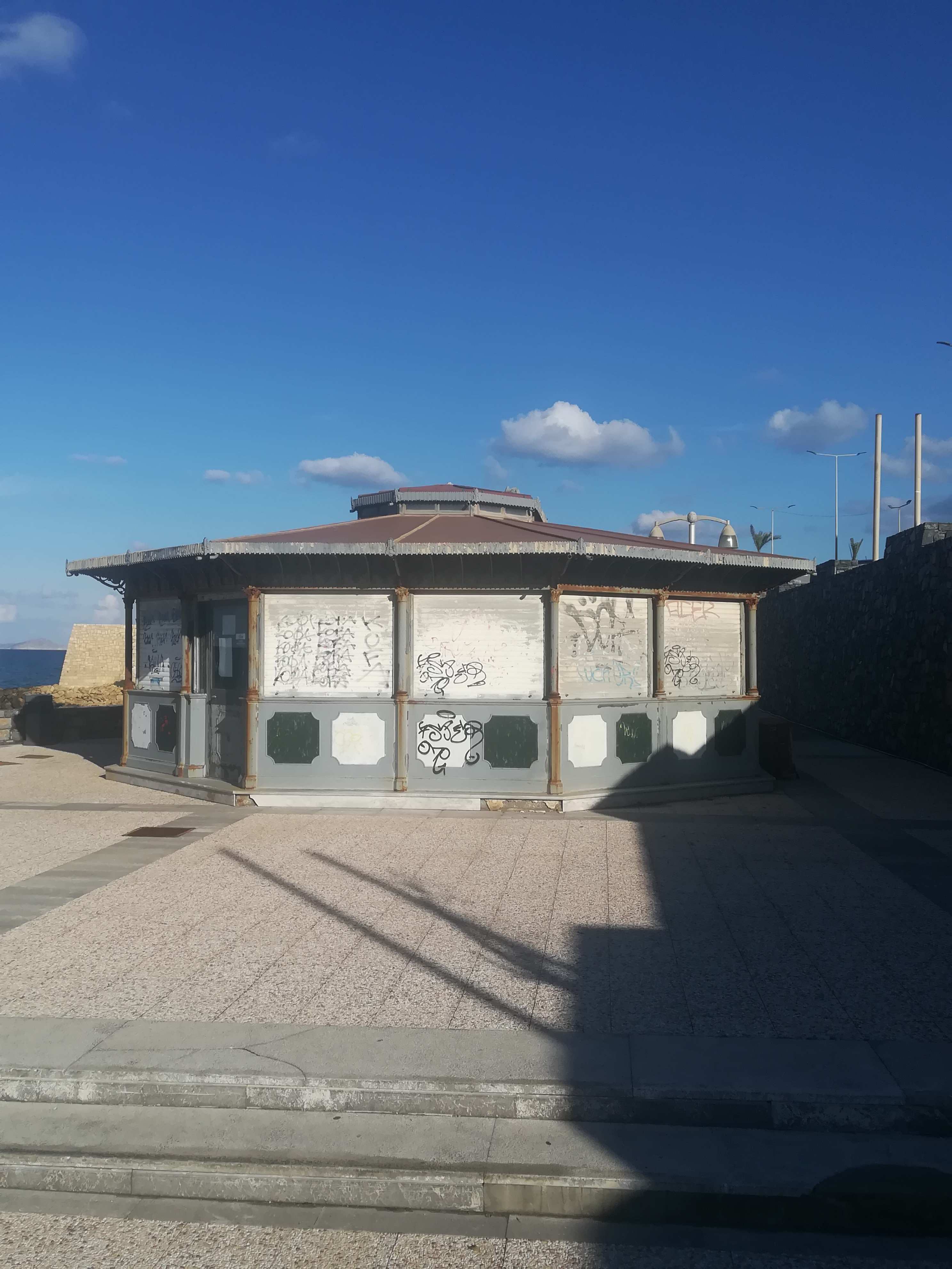 κιόσκι Καράβολας