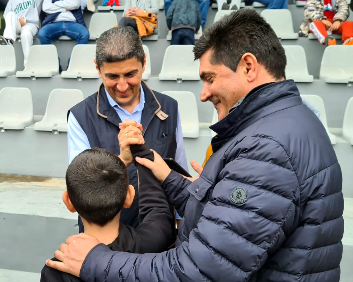 γιούχτας αυγενακης