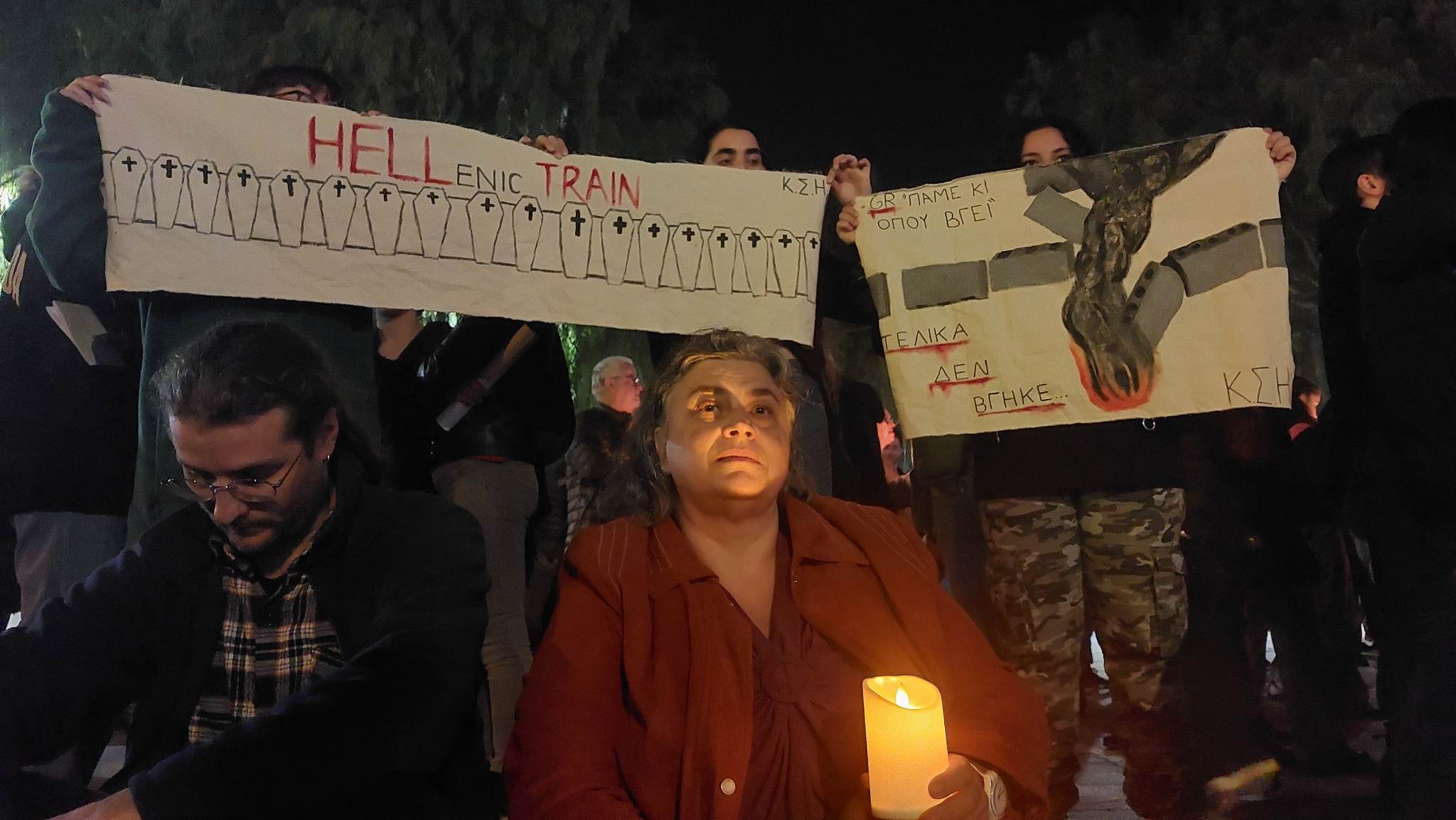 σιωπηρή διαμαρτυρία ηράκλειο νεκροί τέμπη τρένο