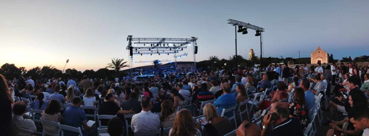 placido domingo Συναυλία Μονή Τοπλού