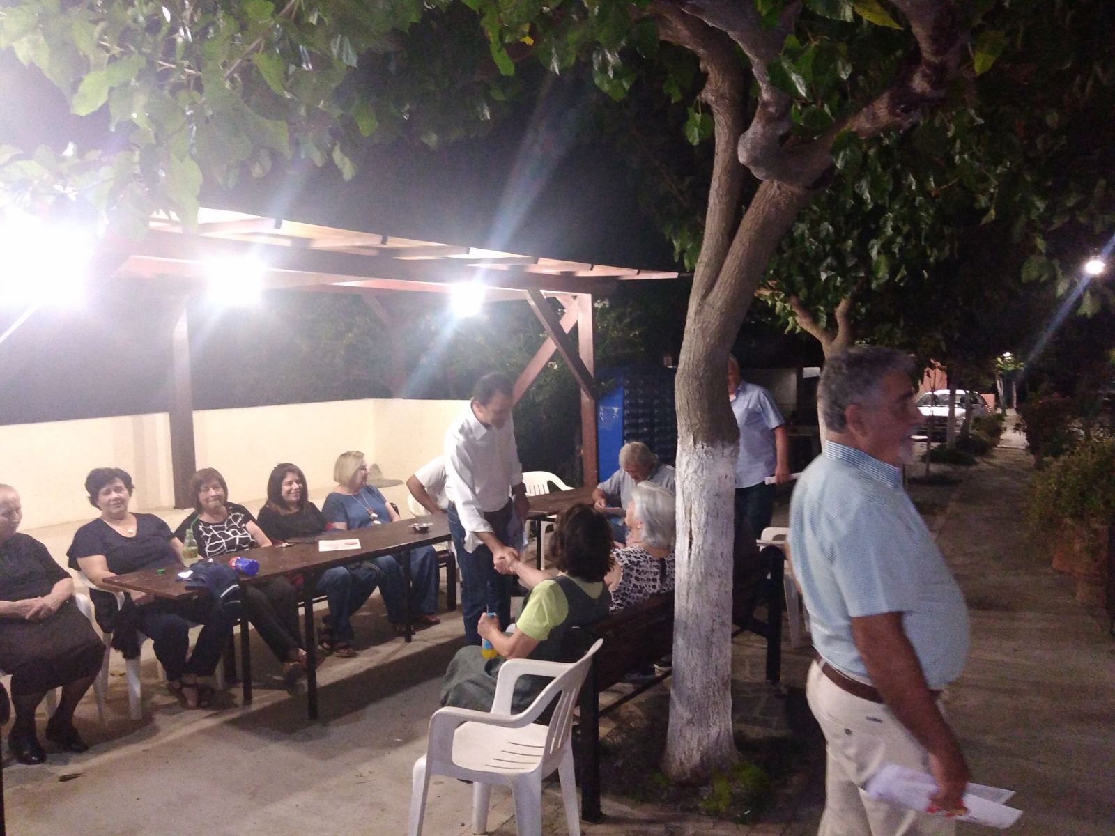 Περιοδεία κλιμακίου της Λαϊκής Συσπείρωσης σε Κοκκίνη Χάνι, Καινούργιο Χωριό, Γάλιπε, Γαλίφα