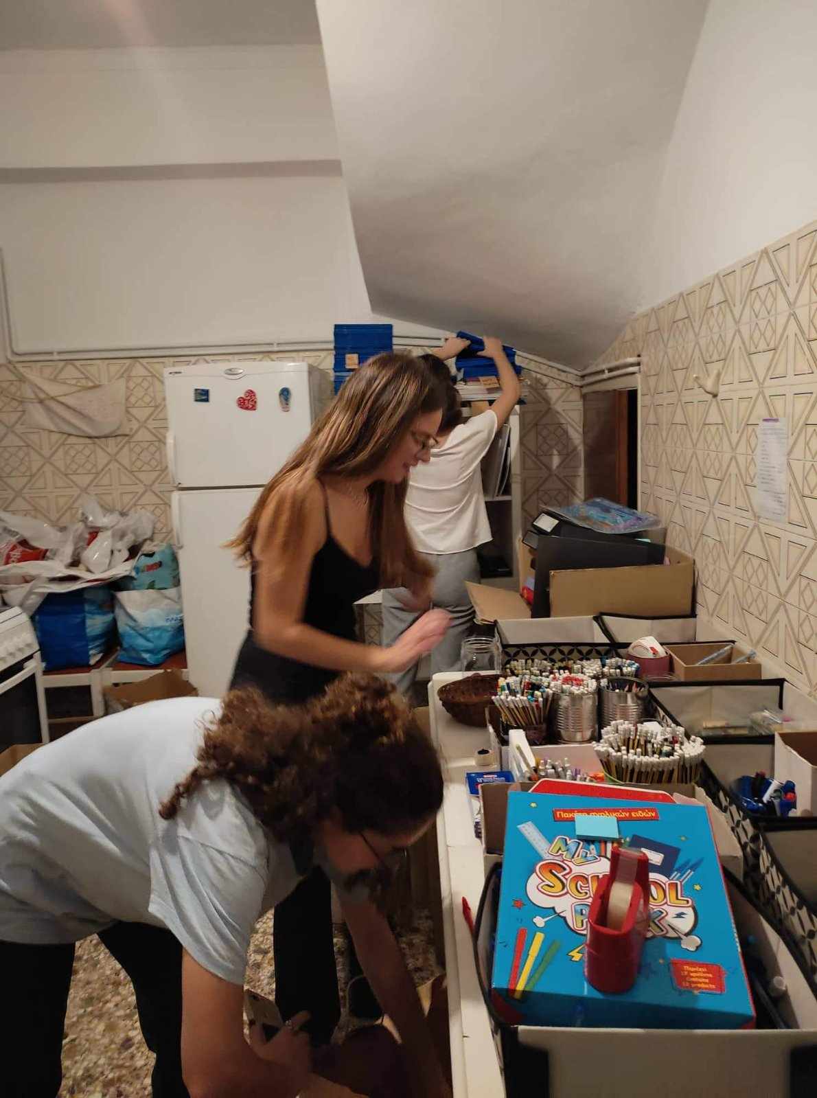 αταχτοι σχολικά είδη Καλάθια