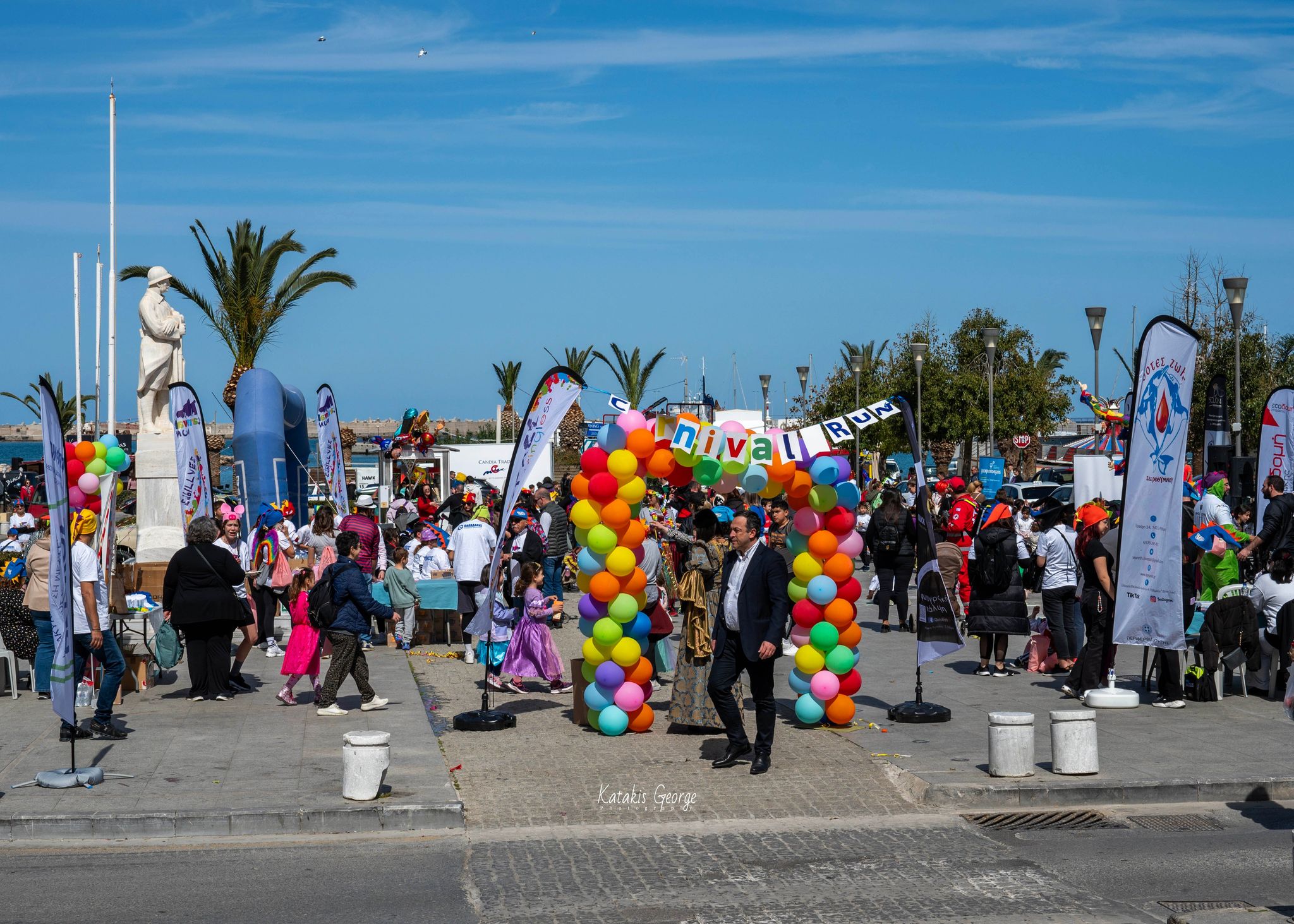 Κέφι και ξεφάντομα στο 4o Carnival Run