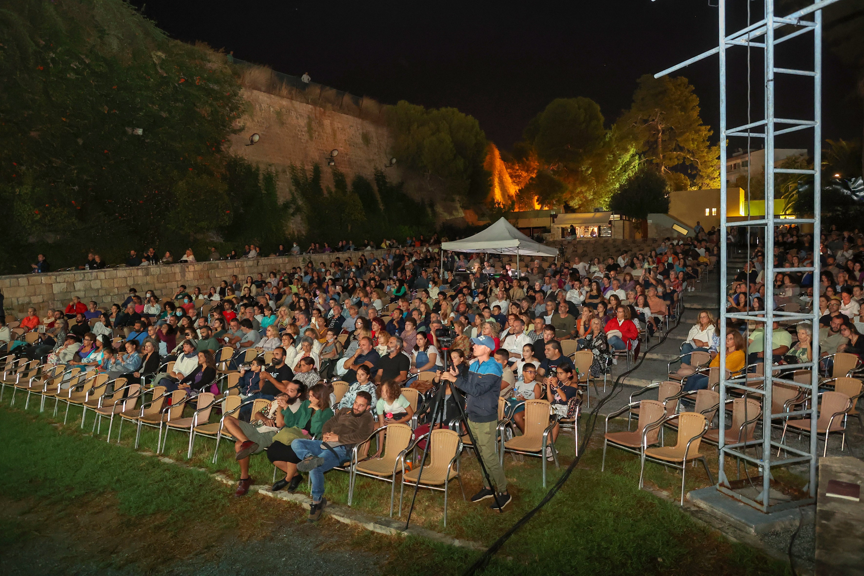 Φεστιβάλ 5+1 πολιτισμοί