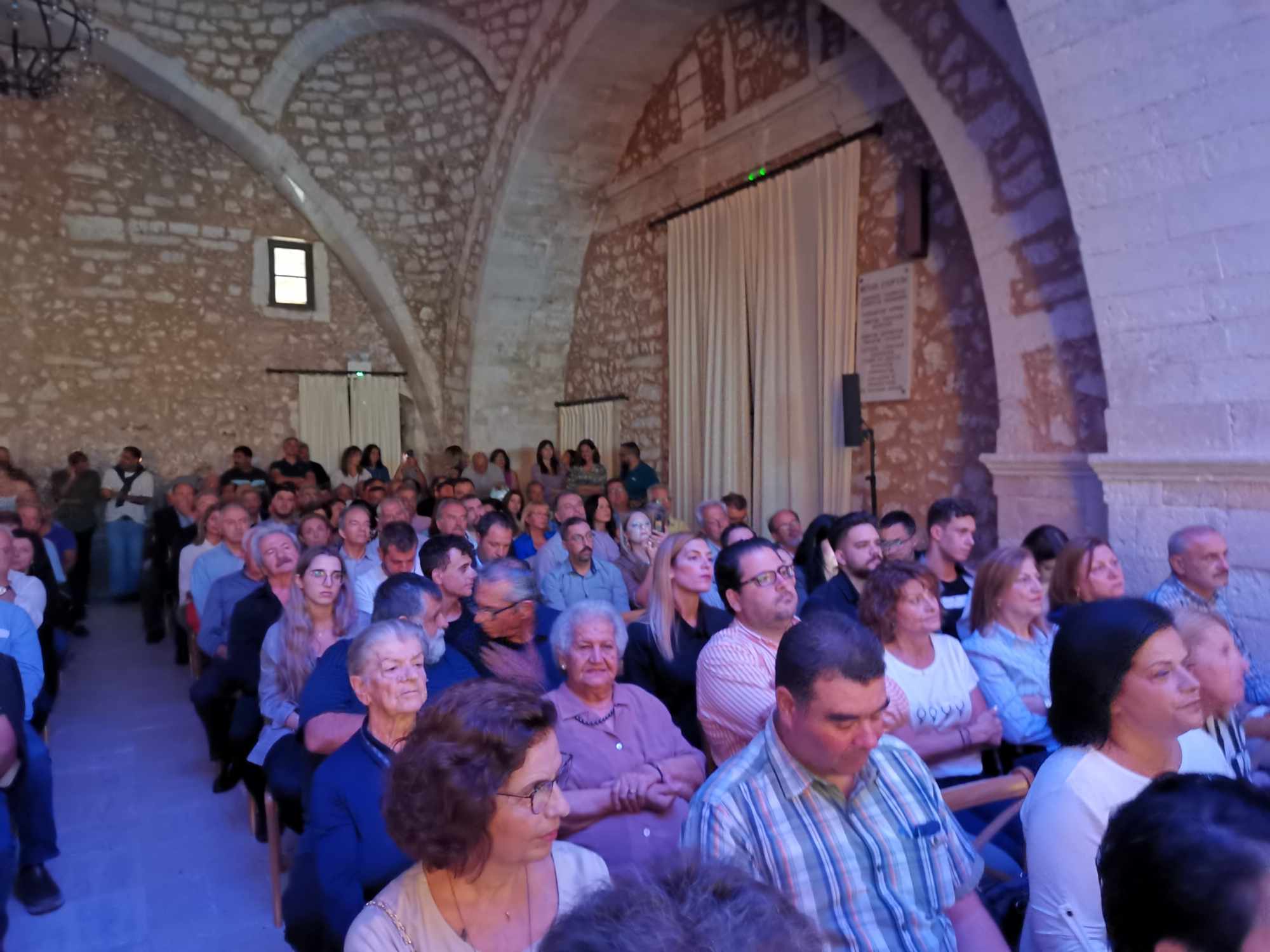 Αρναουτάκης