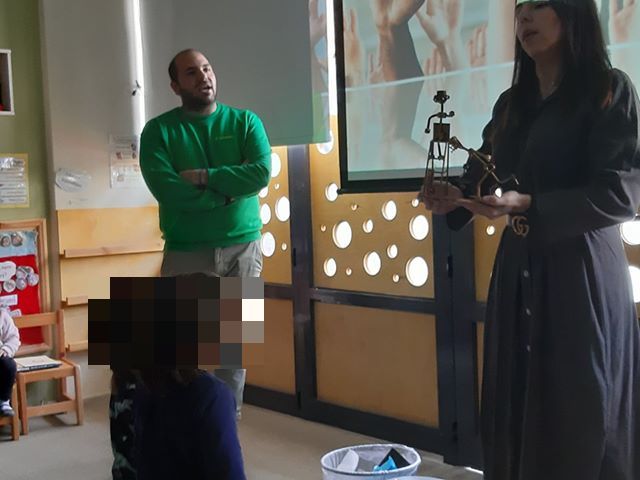 Καθέρης σχολεία