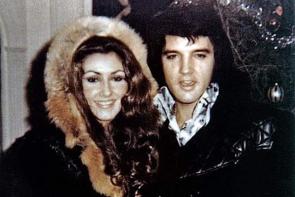 Έλβις Πρίσλεϋ Μινκ Παλτό