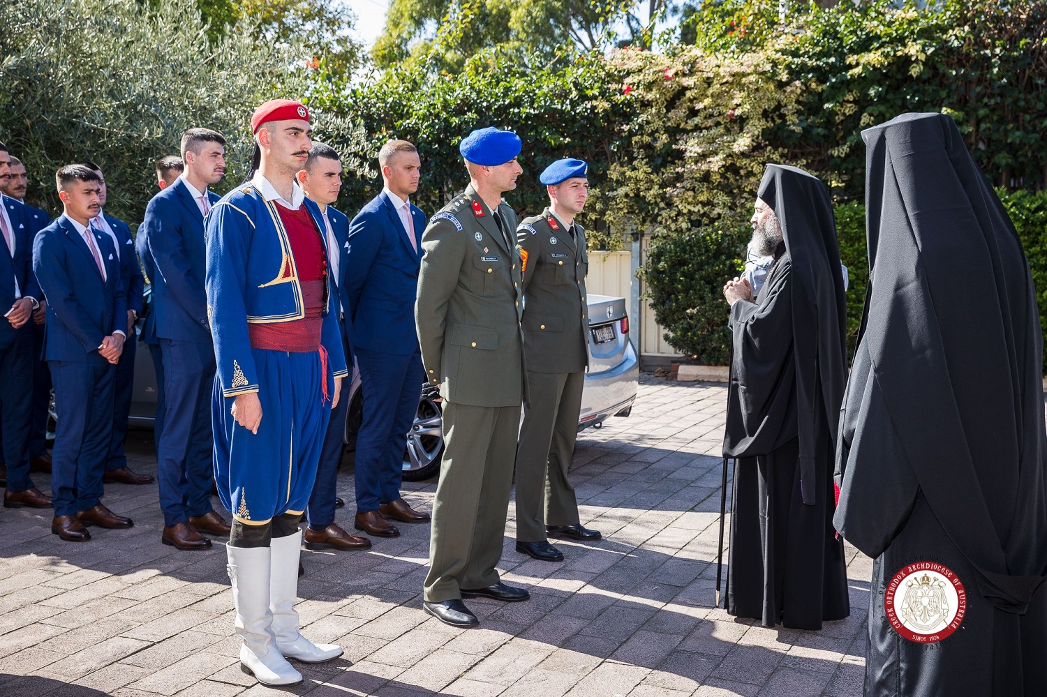 Αρχιεπίσκοπος Αυστραλίας Εύζωνες