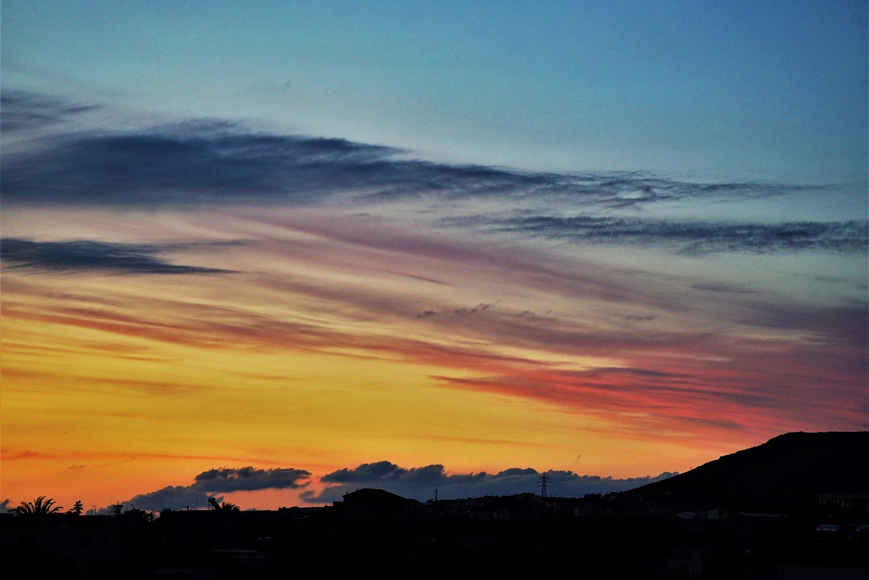 Αυγή Τζιγκουνάκης Χρώματα Ημέρα