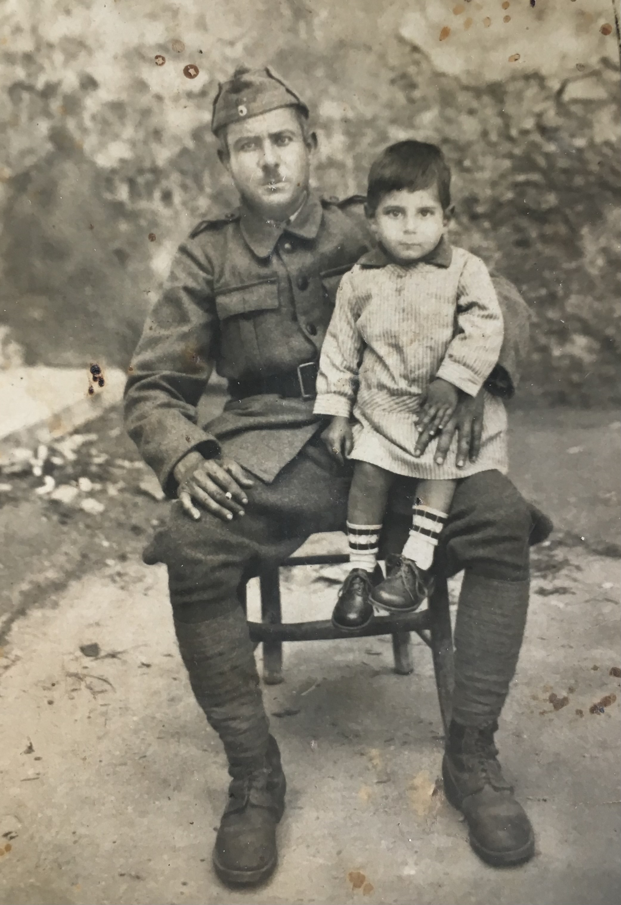 Αλέξανδράκης Άδελε