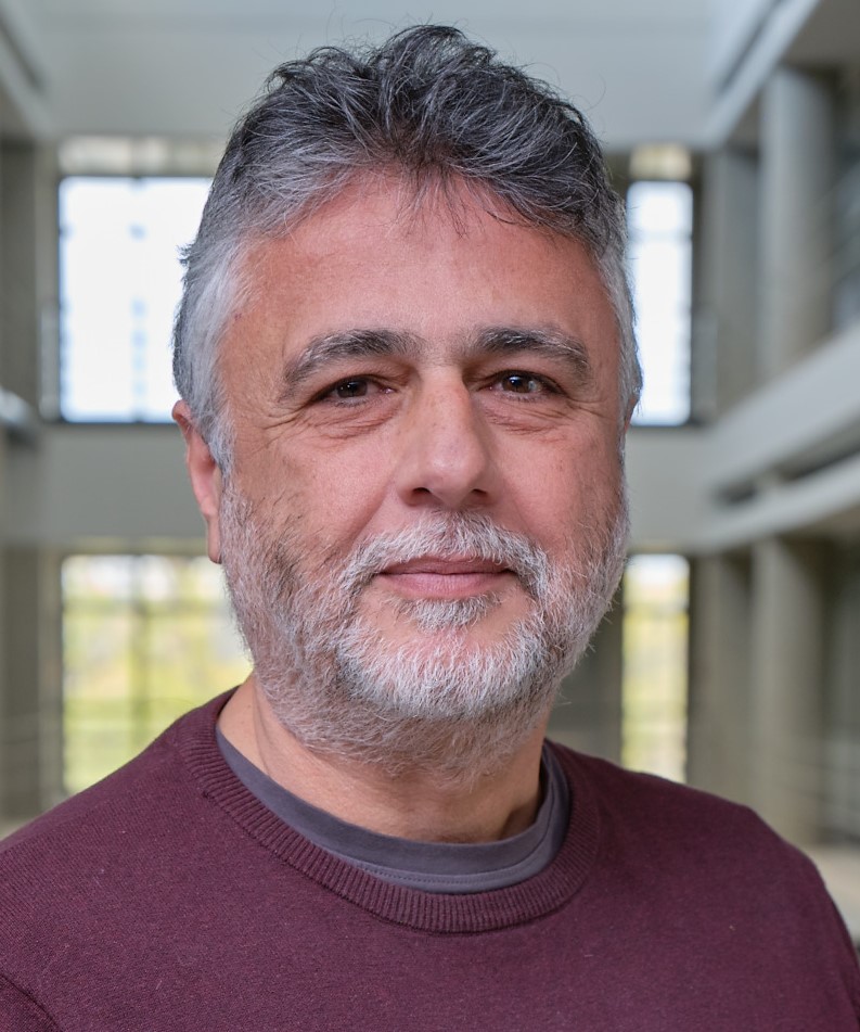 Σπύρος Σφενδουράκης