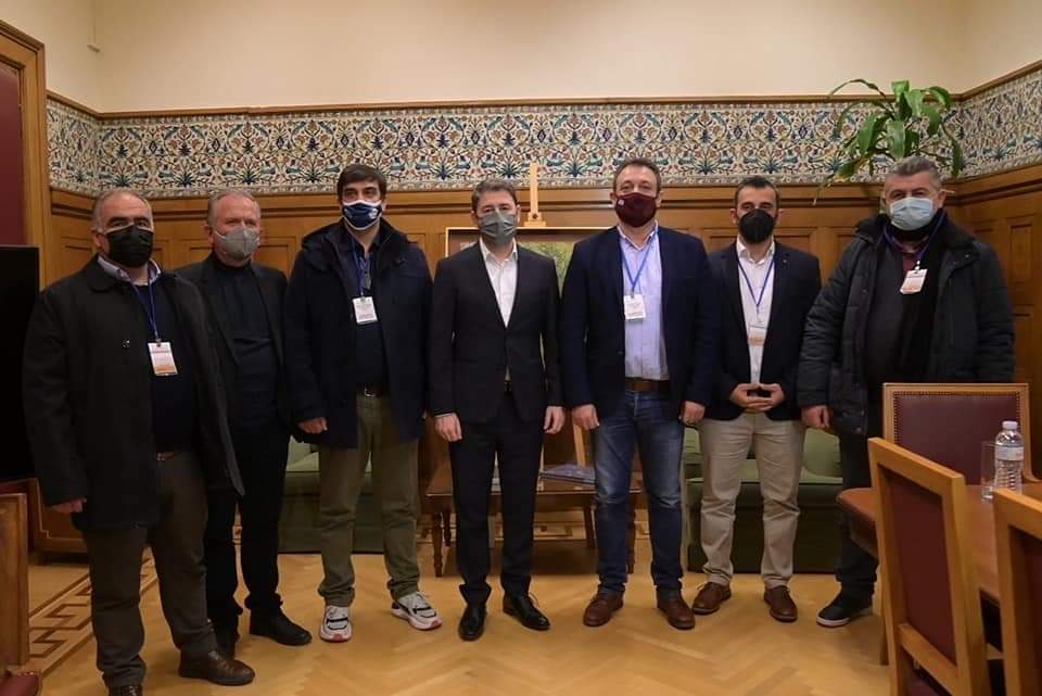 ΕΚΗ-Ανδρουλάκης