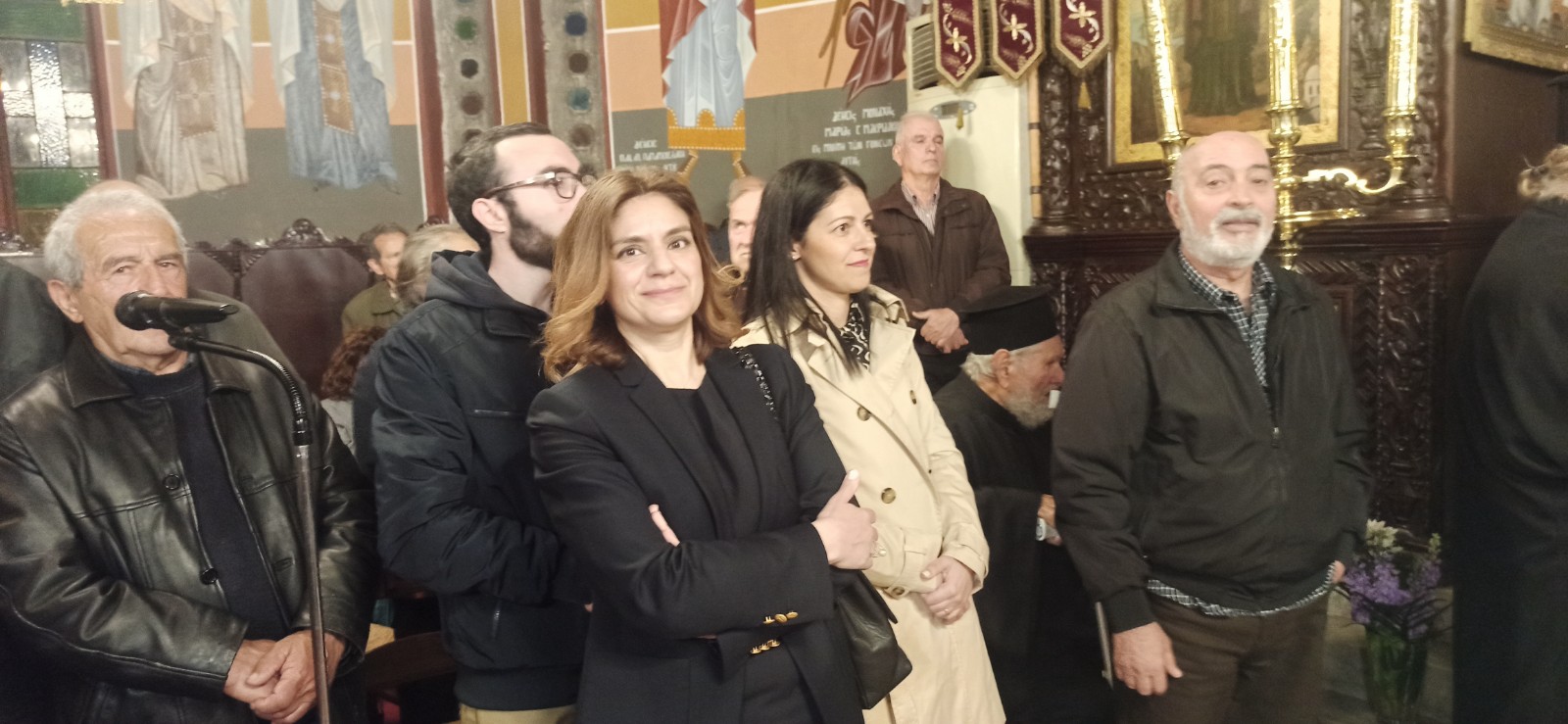 Κληρος,Αρχές,πιστοί στην Αρχιερατική ακολουθία στον εορτάζοντα Ιστορικό Ναό στο Φρε Χανίων