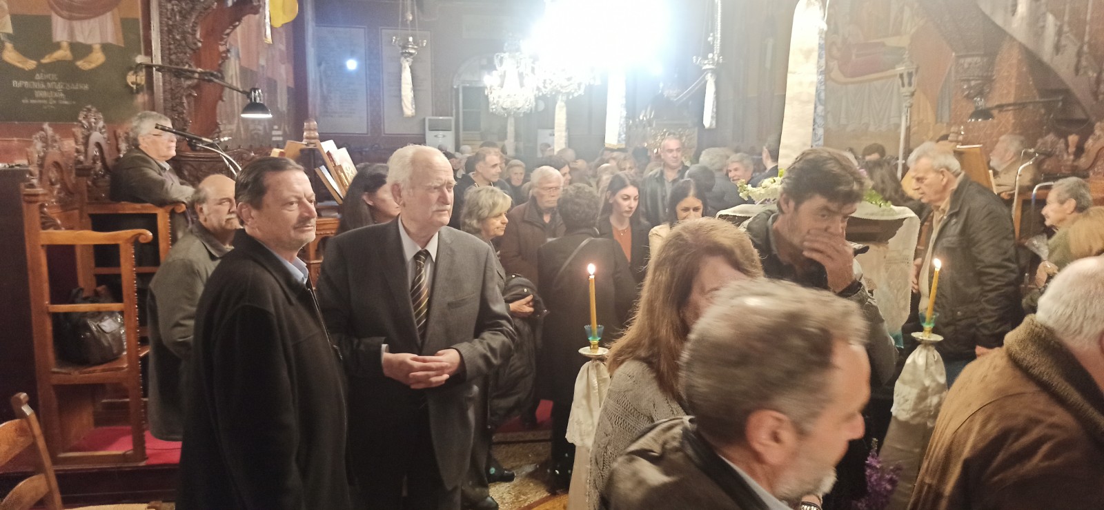 Κληρος,Αρχές,πιστοί στην Αρχιερατική ακολουθία στον εορτάζοντα Ιστορικό Ναό στο Φρε Χανίων