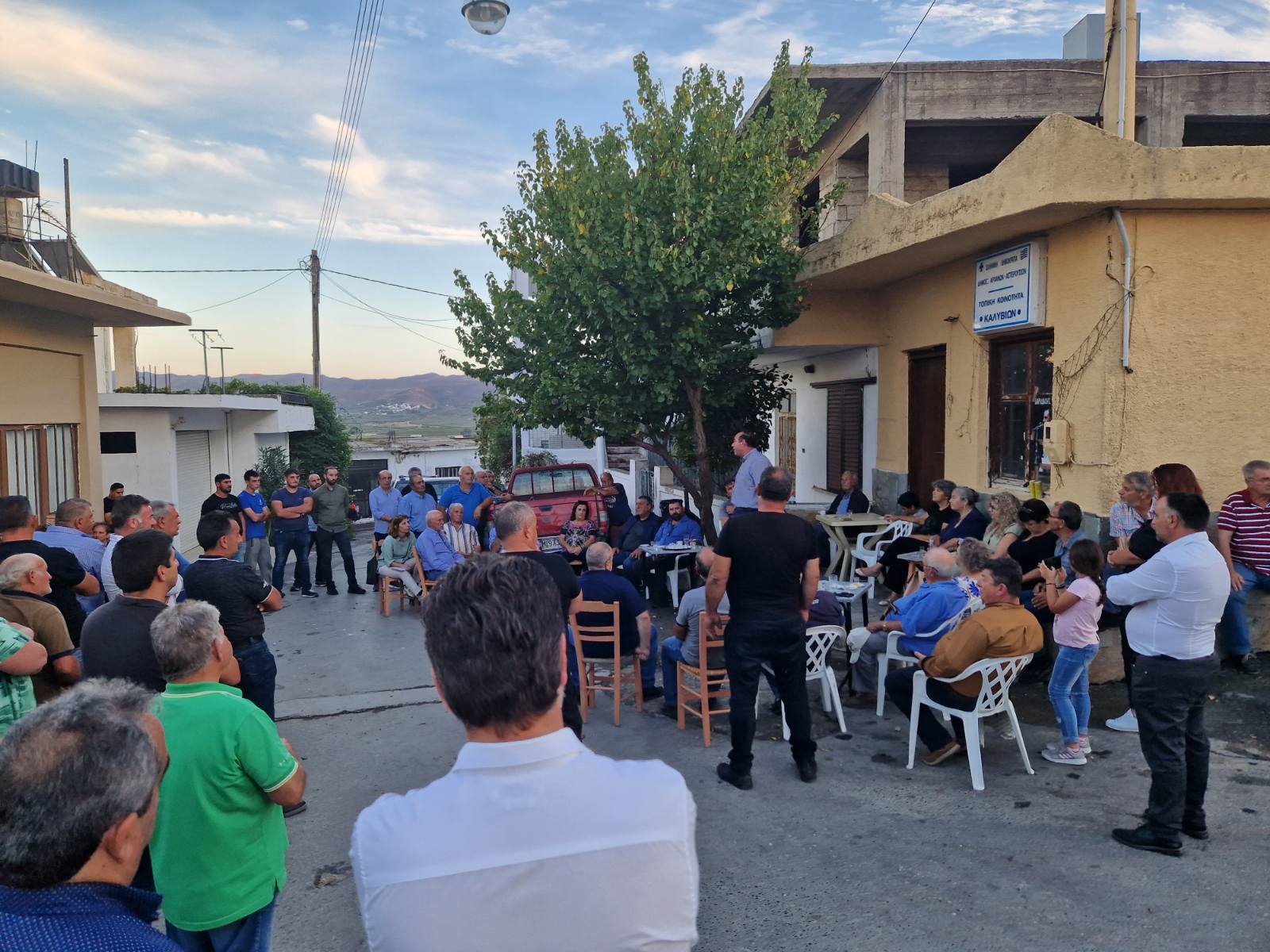 Εγκαινιάστηκε το εκλογικό κέντρο της παράταξης "Πολιτών αυτοΔιοίκηση Κοινή Πορεία" στον Πύργο