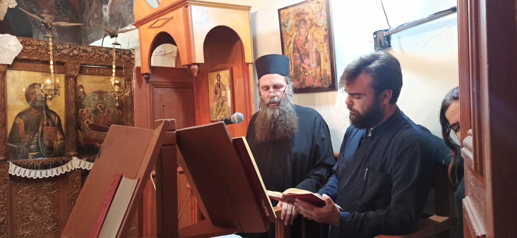 μητροπολίτης-κληρικοί