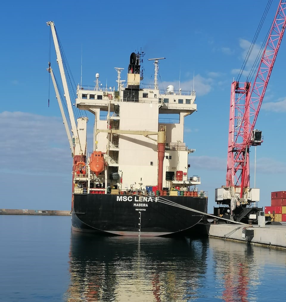 φορτηγό πλοιο λιμάνι ηρακλείου