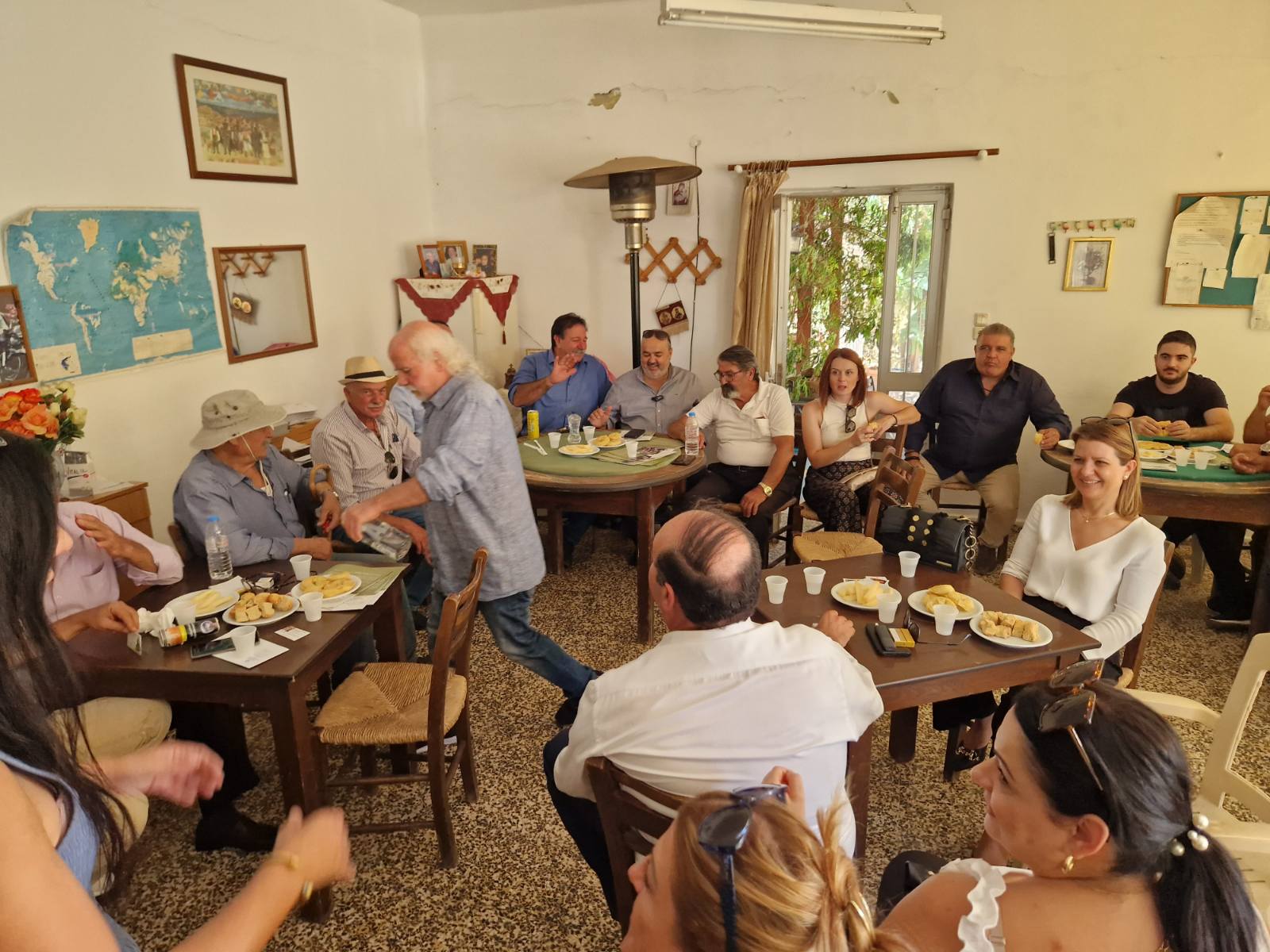 Κοκοσάλης περιοδείες