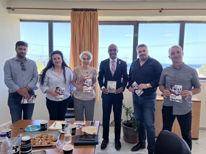 Στη Σητεία ο πρόεδρος του Caribbean Marittime University, της Τζαμάικα