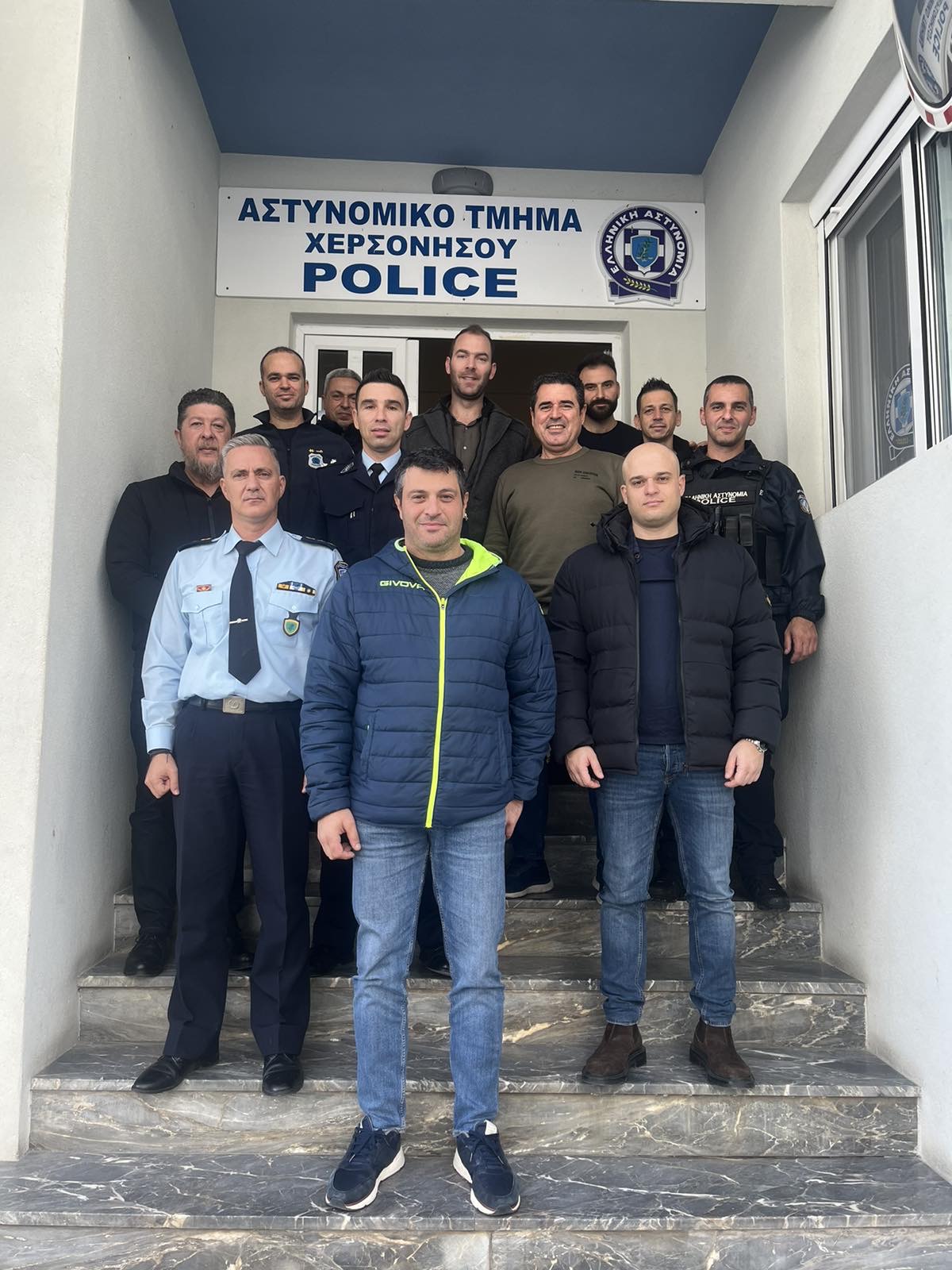 Βασιλόπιτα αστυνομία υπηρεσίες ένωση αστυνομικλων υπαλλήλων Ηράκλειο