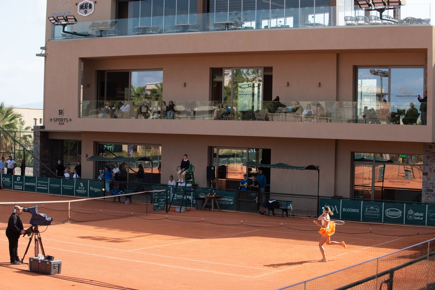 Στιγμιότυπα από το 1ο Nana ITF World Tennis Tournament