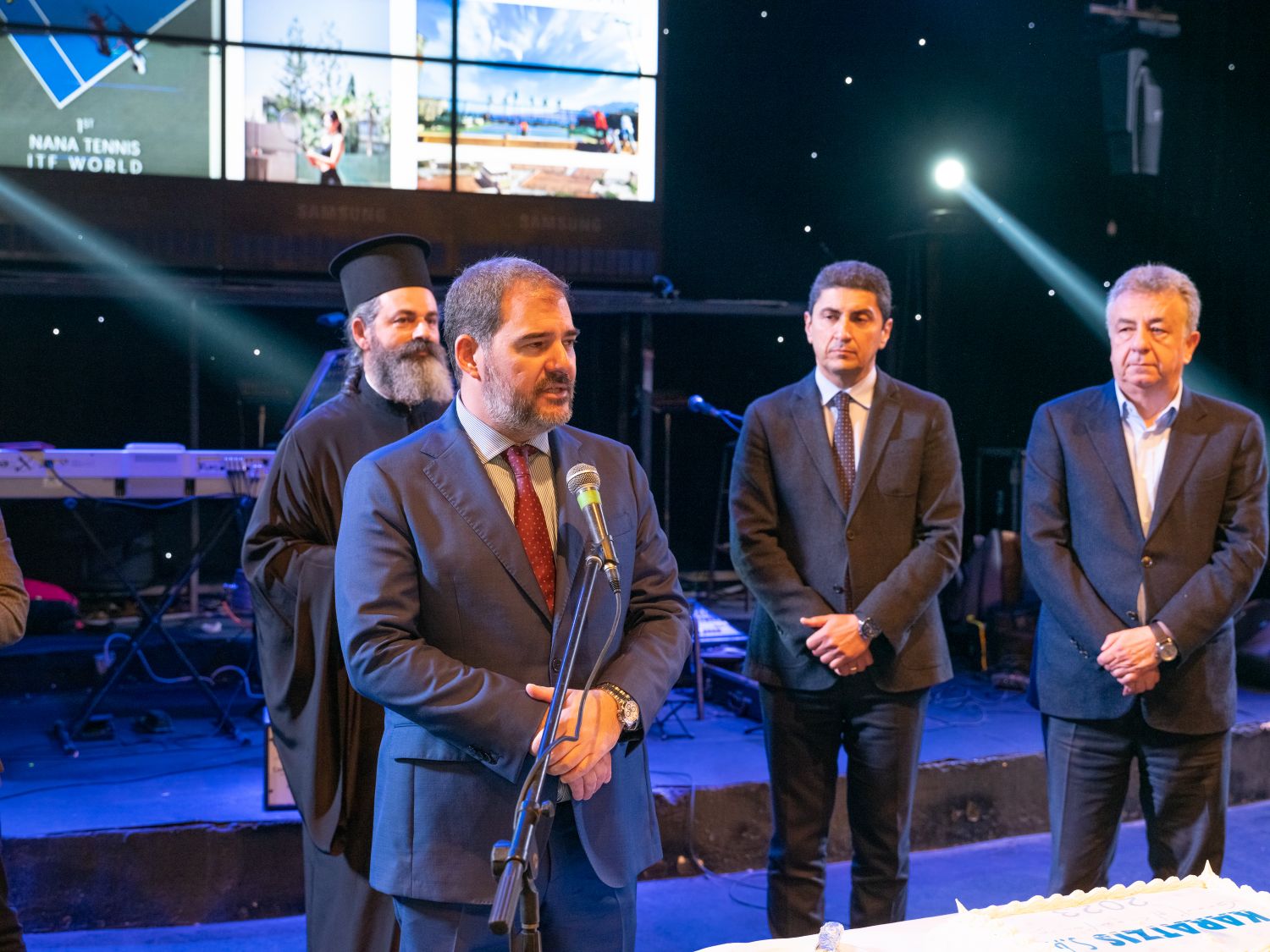 Όμιλος Καράτζη